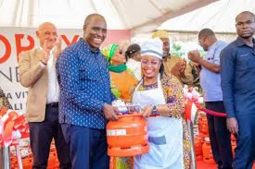 Biteko Urges Expansion of Gas Cylinder Access in Rural Areas