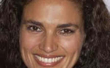 Wanda Acuna Net Worth, Relationships, Age/Birthdate & Birthday Facts