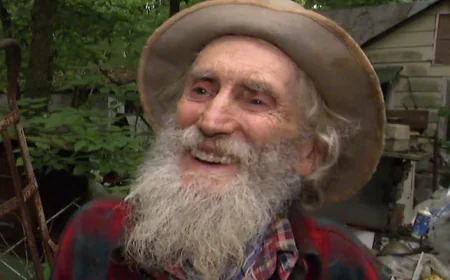 Jack Sophir Net Worth, Relationships, Age/Birthdate & Birthday Facts