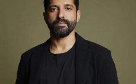 Farhan Akhtar Net Worth, Relationships, Age/Birthdate & Birthday Facts