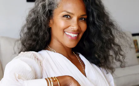 Mara Brock Akil Net Worth, Relationships, Age/Birthdate & Birthday Facts