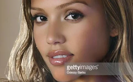 Jessica Alba Net Worth, Relationships, Age/Birthdate & Birthday Facts