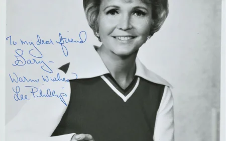 Lee Phillip Bell Net Worth, Relationships, Age/Birthdate & Birthday Facts