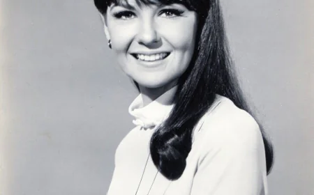 Shelley Fabares Net Worth, Relationships, Age/Birthdate & Birthday Facts