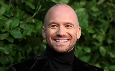 Sean Evans Net Worth, Relationships, Age/Birthdate & Birthday Facts