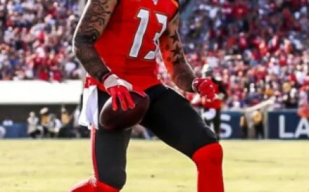Mike Evans Net Worth, Relationships, Age/Birthdate & Birthday Facts