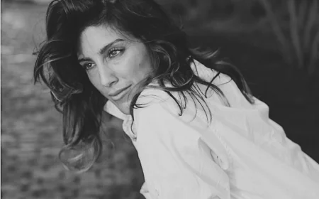 Jennifer Esposito Net Worth, Relationships, Age/Birthdate & Birthday Facts