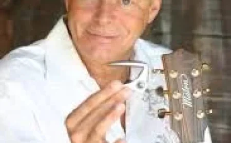 Tommy Emmanuel Net Worth, Relationships, Age/Birthdate & Birthday Facts