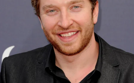 Brett Eldredge Net Worth, Relationships, Age/Birthdate & Birthday Facts