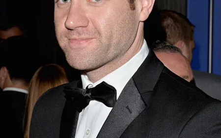 Billy Eichner Net Worth, Relationships, Age/Birthdate & Birthday Facts