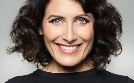 Lisa Edelstein Net Worth, Relationships, Age/Birthdate & Birthday Facts