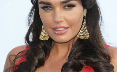 Tamara Ecclestone Net Worth, Relationships, Age/Birthdate & Birthday Facts