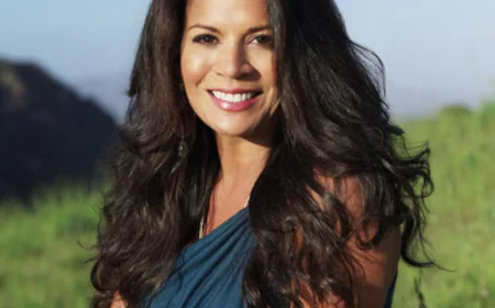 Dina Eastwood Net Worth, Relationships, Age/Birthdate & Birthday Facts