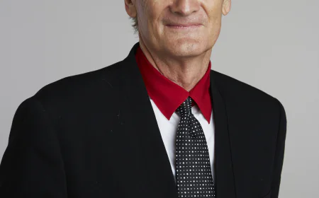 James Dyson Net Worth, Relationships, Age/Birthdate & Birthday Facts