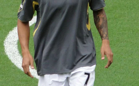 Kieron Dyer Net Worth, Relationships, Age/Birthdate & Birthday Facts