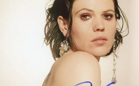 Clea DuVall Net Worth, Relationships, Age/Birthdate & Birthday Facts