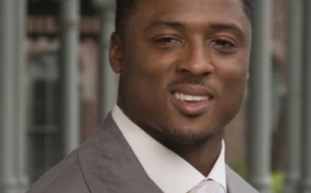 Warrick Dunn Net Worth, Relationships, Age/Birthdate & Birthday Facts