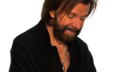 Ronnie Dunn Net Worth, Relationships, Age/Birthdate & Birthday Facts