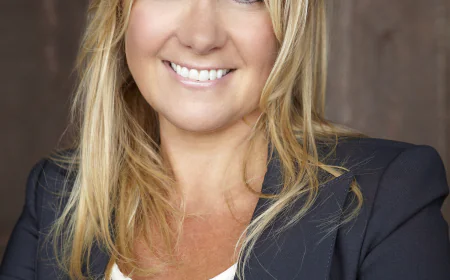 Paige Dunham Net Worth, Relationships, Age/Birthdate & Birthday Facts