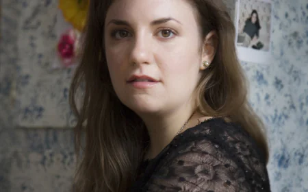 Lena Dunham Net Worth, Relationships, Age/Birthdate & Birthday Facts