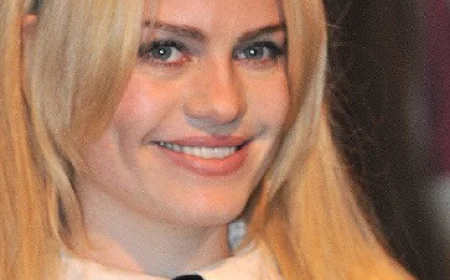 Duffy Net Worth, Relationships, Age/Birthdate & Birthday Facts