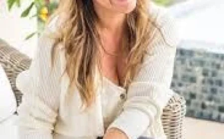 Haylie Duff Net Worth, Relationships, Age/Birthdate & Birthday Facts