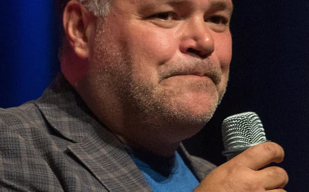 Aaron Douglas Net Worth, Relationships, Age/Birthdate & Birthday Facts