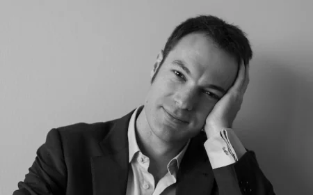 Paul Dooley Net Worth, Relationships, Age/Birthdate & Birthday Facts