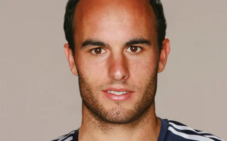 Landon Donovan Net Worth, Relationships, Age/Birthdate & Birthday Facts