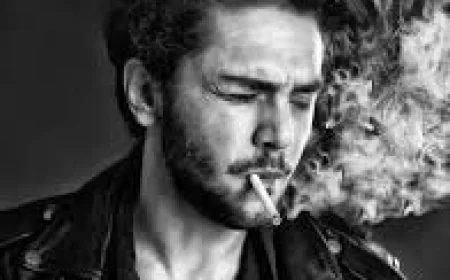 Xavier Dolan Net Worth, Relationships, Age/Birthdate & Birthday Facts