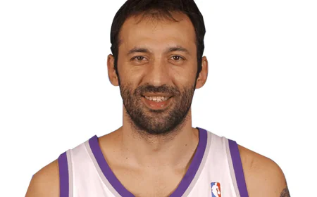Vlade Divac Net Worth, Relationships, Age/Birthdate & Birthday Facts