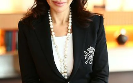 Suzan Sabancı Dincer Net Worth, Relationships, Age/Birthdate & Birthday Facts