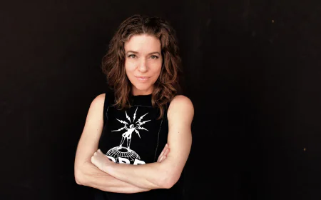 Ani DiFranco Net Worth, Relationships, Age/Birthdate & Birthday Facts