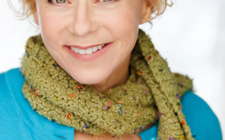 Debi Derryberry Net Worth, Relationships, Age/Birthdate & Birthday Facts