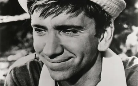 Bob Denver Net Worth, Relationships, Age/Birthdate & Birthday Facts