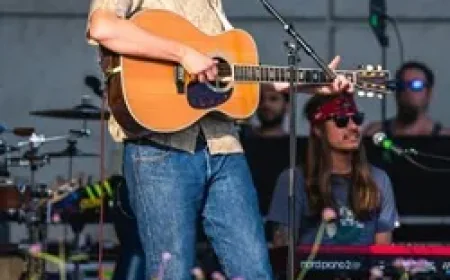 Brett Dennen Net Worth, Relationships, Age/Birthdate & Birthday Facts