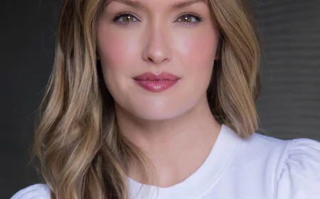 Kaylee DeFer Net Worth, Relationships, Age/Birthdate & Birthday Facts