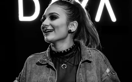 Daya Net Worth, Relationships, Age/Birthdate & Birthday Facts