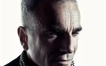 Daniel Day-Lewis Net Worth, Relationships, Age/Birthdate & Birthday Facts