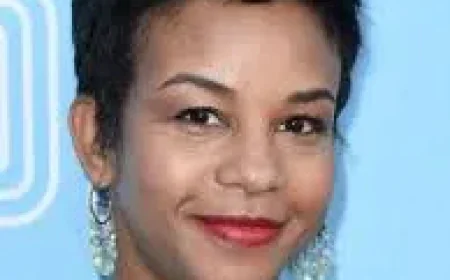 Aasha Davis Net Worth, Relationships, Age/Birthdate & Birthday Facts