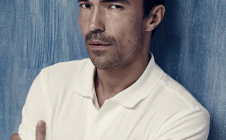 Ian Anthony Dale Net Worth, Relationships, Age/Birthdate & Birthday Facts