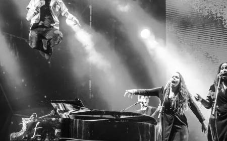 Jamie Cullum Net Worth, Relationships, Age/Birthdate & Birthday Facts