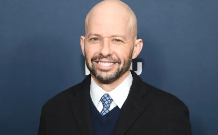 Jon Cryer Net Worth, Relationships, Age/Birthdate & Birthday Facts