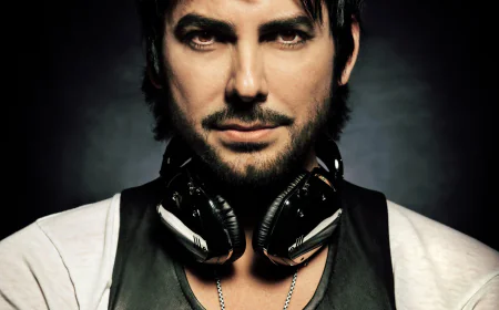 Beto Cuevas Net Worth, Relationships, Age/Birthdate & Birthday Facts