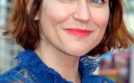 Marie-Josée Croze Net Worth, Relationships, Age/Birthdate & Birthday Facts