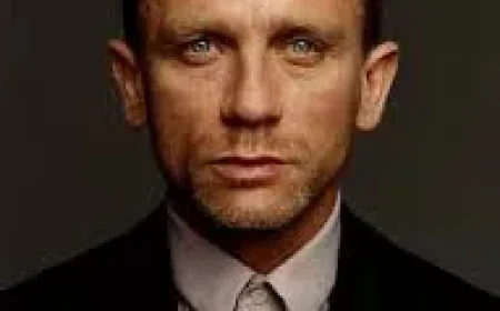 Daniel Craig Net Worth, Relationships, Age/Birthdate & Birthday Facts