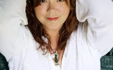 Susan Cowsill Net Worth, Relationships, Age/Birthdate & Birthday Facts
