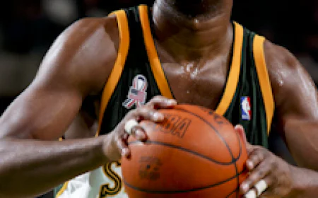 Vin Baker Net Worth, Relationships, Age/Birthdate & Birthday Facts