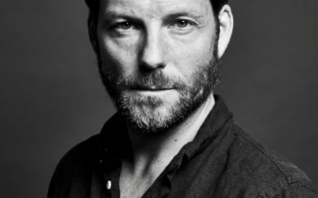 Jamie Bamber Net Worth, Relationships, Age/Birthdate & Birthday Facts