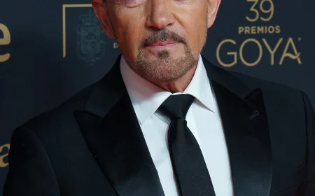 Antonio Banderas Net Worth, Relationships, Age/Birthdate & Birthday Facts